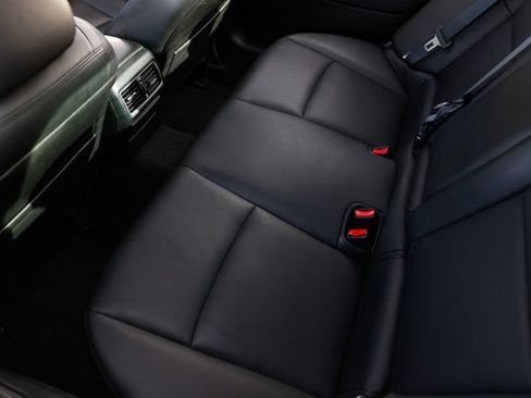 Used 2017 INFINITI Q50 Signature Edition w/ All Weather Package (L93) image 13