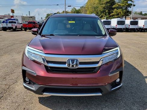 Used 2022 Honda Pilot Touring image 11