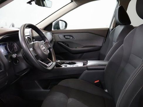 Used 2023 Nissan Rogue S image 13