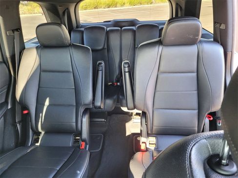 Used 2020 Mercedes-Benz GLS 450 4MATIC image 12