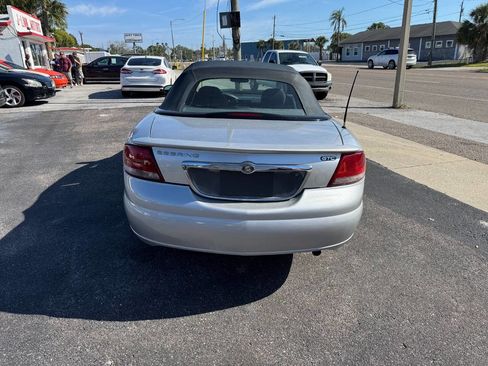 Used 2004 Chrysler Sebring GTC image 7