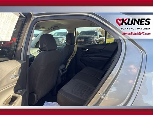 Used 2024 Chevrolet Equinox LT image 23