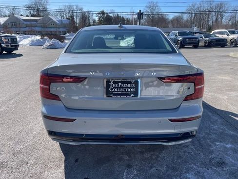 Certified 2025 Volvo S60 B5 Plus image 3