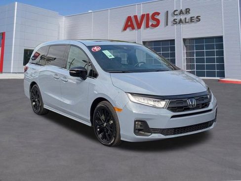 Used 2025 Honda Odyssey Sport-L image 3