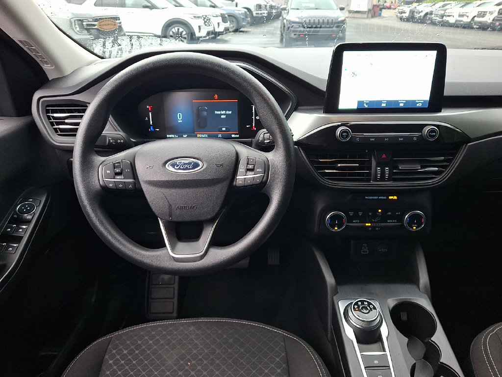 Used 2025 Ford Escape Active AWD/4WD image 11