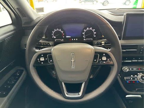 Used 2022 Lincoln Corsair AWD w/ Equipment Group 101A image 13