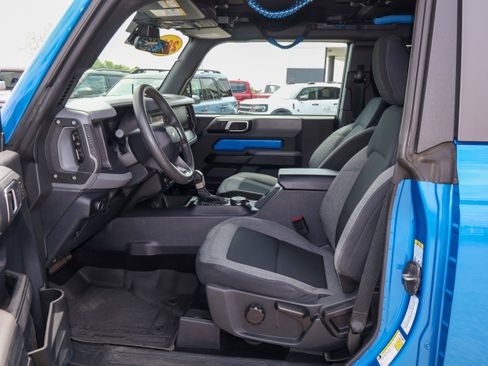 Used 2022 Ford Bronco 2-Door AWD/4WD image 11
