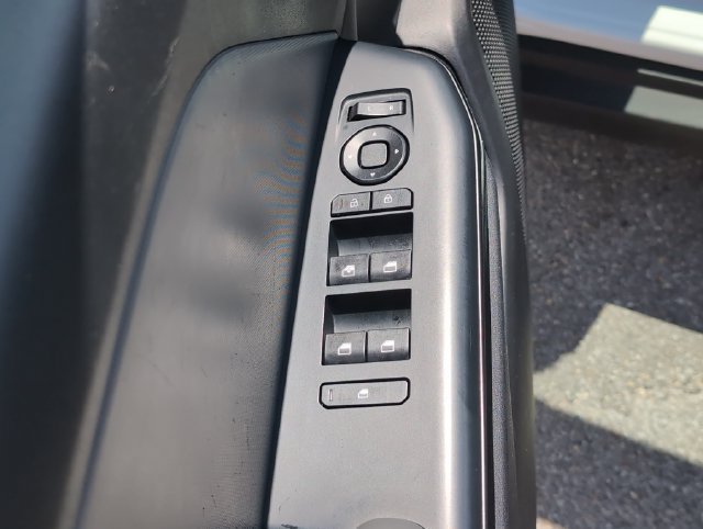 Used 2025 Kia K4 FWD image 16
