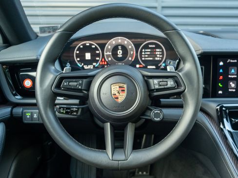 Certified 2024 Porsche Panamera 4 AWD/4WD image 24