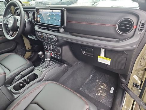 New 2026 Jeep Gladiator Rubicon image 17