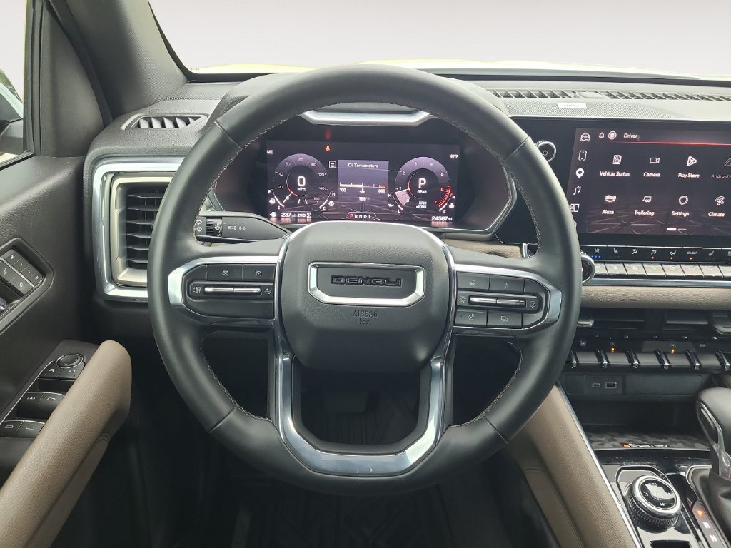 Used 2023 GMC Canyon Denali AWD/4WD image 12