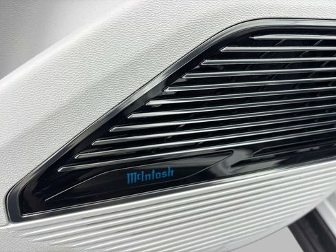 New 2025 Jeep Wagoneer S Limited w/ Comfort Package image 9