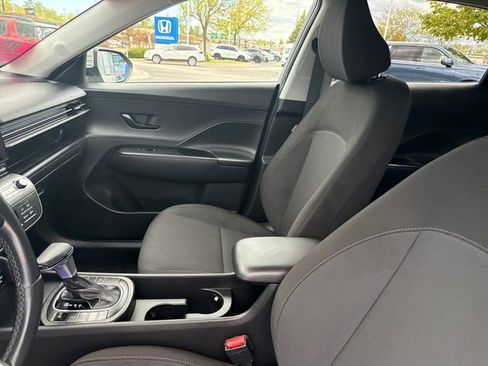 Certified 2024 Hyundai Kona SEL AWD/4WD image 13