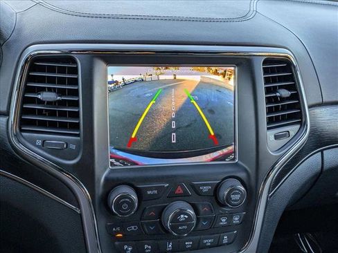 Used 2018 Jeep Grand Cherokee High Altitude image 15