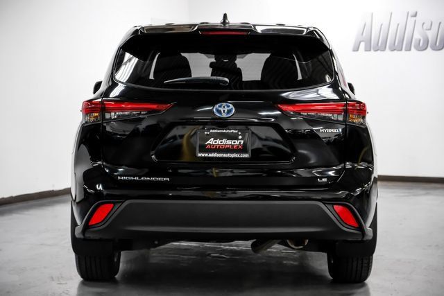 Used 2023 Toyota Highlander LE AWD/4WD image 14