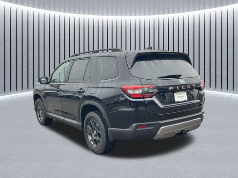 New 2026 Honda Pilot TrailSport image 7
