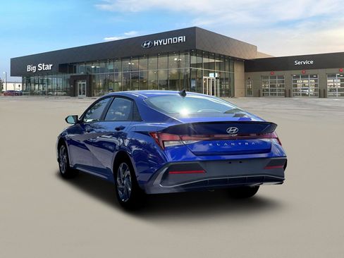 New 2026 Hyundai Elantra Sport image 5