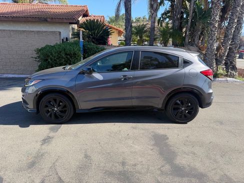 Used 2022 Honda HR-V Sport image 8