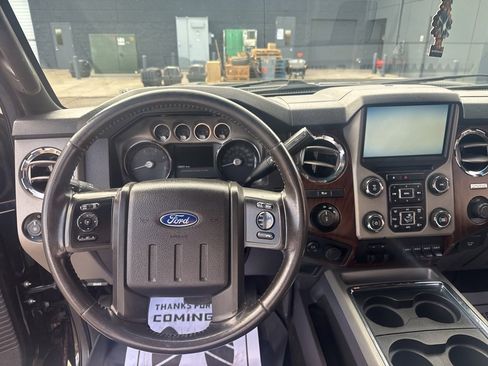 Used 2016 Ford F250 Lariat w/ Lariat Ultimate Package image 8