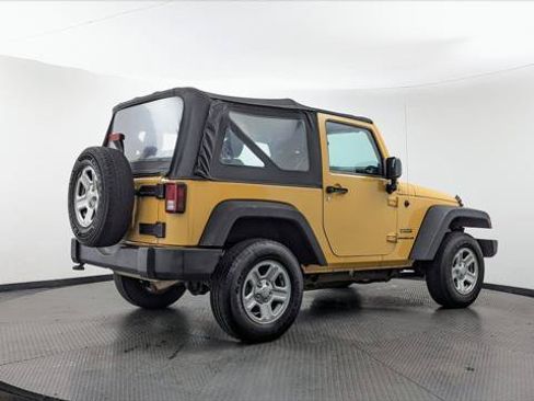 Used 2014 Jeep Wrangler Sport AWD/4WD image 8