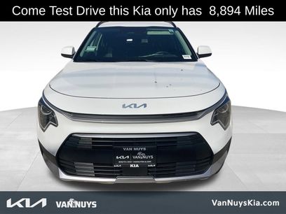 Used 2025 Kia Niro EX