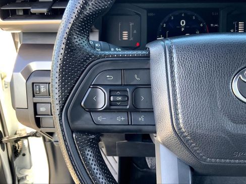 Certified 2026 Toyota Tacoma SR5 AWD/4WD image 23