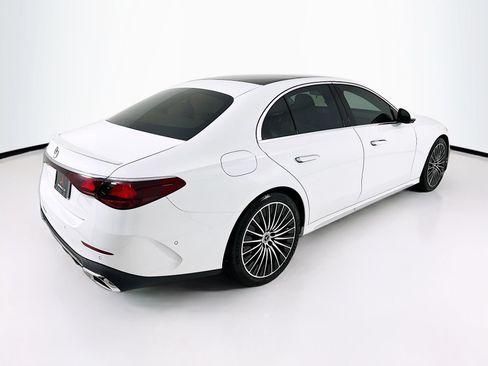 Used 2025 Mercedes-Benz E 350 Sedan image 8