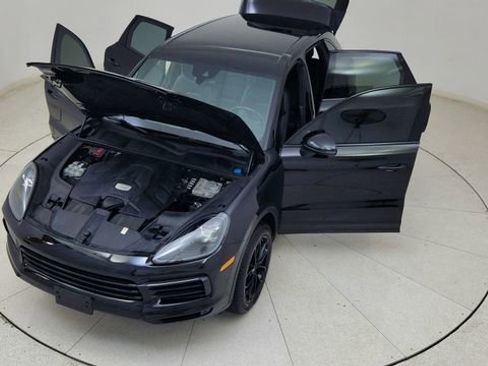Used 2019 Porsche Cayenne image 81