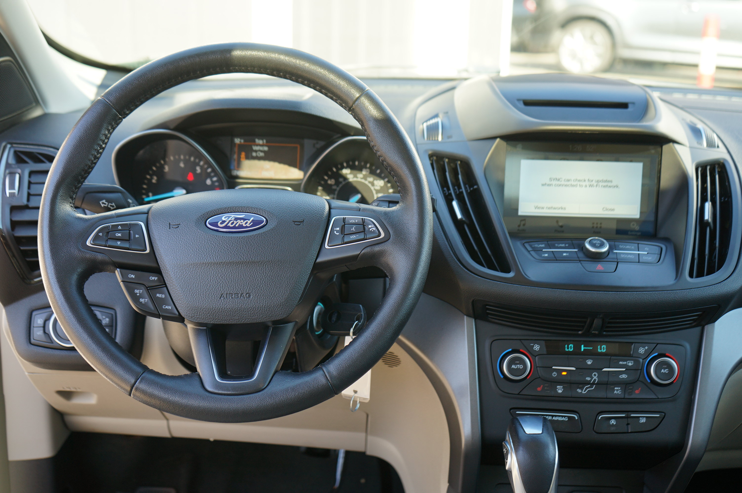 Used 2018 Ford Escape SEL AWD/4WD image 20