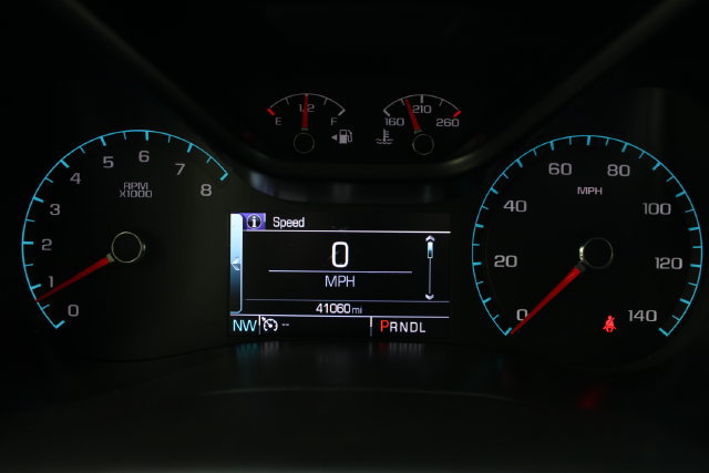 Used 2018 Chevrolet Colorado Z71 w/ Z71 Midnight Edition AWD/4WD image 11