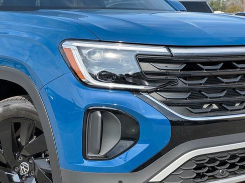 New 2026 Volkswagen Atlas Cross Sport SE image 3