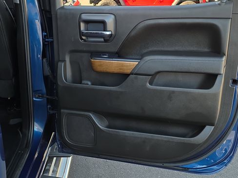 Used 2016 Chevrolet Silverado 1500 LTZ w/ LTZ Plus Package image 27