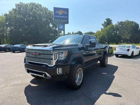 Used 2020 GMC Sierra 2500 Denali w/ Denali Ultimate Package AWD/4WD image 1