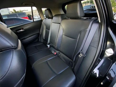 Used 2023 Toyota Corolla Cross XLE FWD image 20
