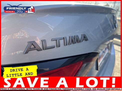 Used 2023 Nissan Altima 2.5 SV image 34