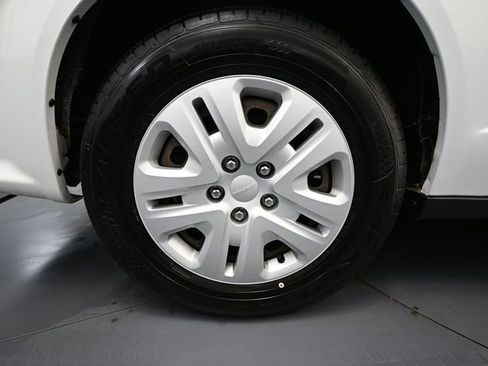 Used 2015 Dodge Grand Caravan American Value Package image 13