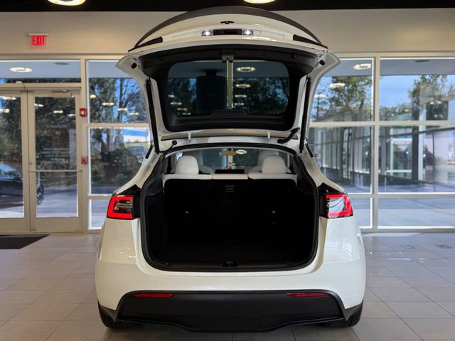 Used 2023 Tesla Model Y Performance AWD/4WD image 35