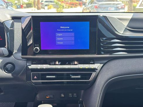 Used 2025 Toyota Camry LE FWD image 18