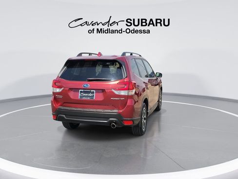 Used 2020 Subaru Forester Premium w/ Popular Package #1 AWD/4WD image 8