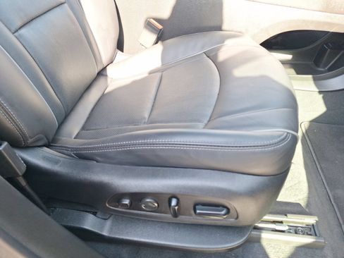 Used 2020 Buick Enclave Avenir FWD image 35