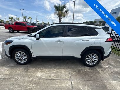 Used 2024 Toyota Corolla Cross LE w/ Moonroof Package