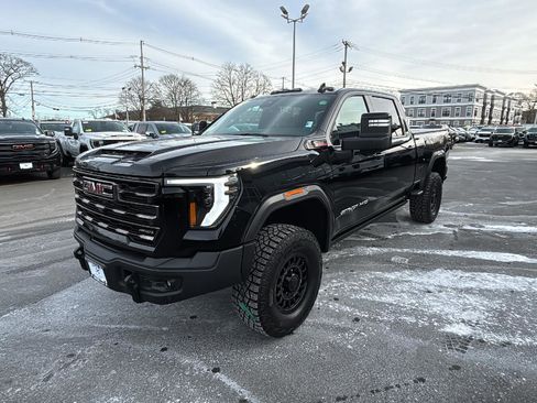 Certified 2024 GMC Sierra 2500 AT4X w/ AT4X AEV Edition image 3