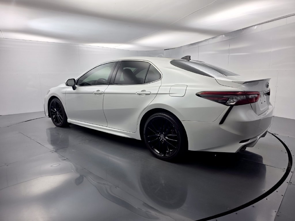 Used 2021 Toyota Camry XSE w/ Navigation Package FWD image 4