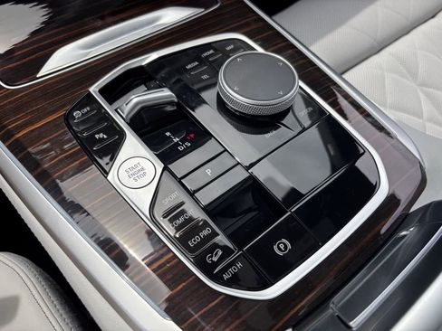 New 2026 BMW X5 xDrive40i w/ M Sport Package image 8