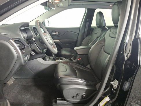 Used 2022 Jeep Cherokee Limited w/ Elite Package image 16