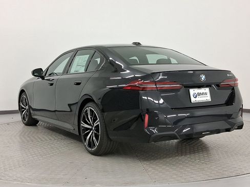 New 2026 BMW 530i xDrive w/ M Sport Package image 3