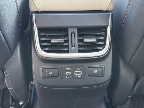 Used 2024 Subaru Outback Limited AWD/4WD image 29