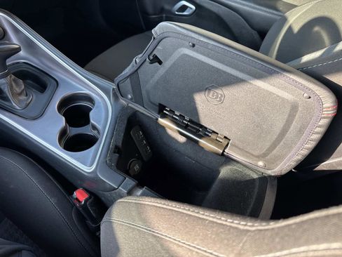 Used 2021 Dodge Challenger R/T w/ Blacktop Package image 42