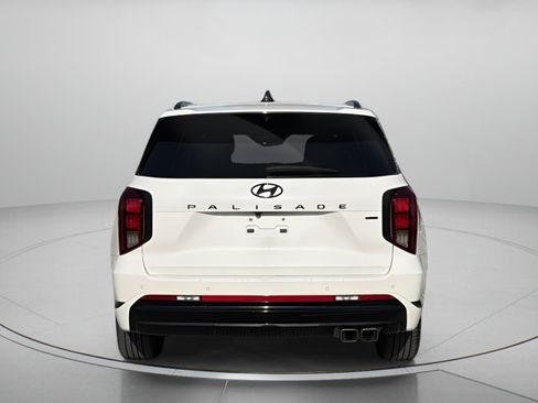 Used 2024 Hyundai Palisade Calligraphy AWD/4WD image 4