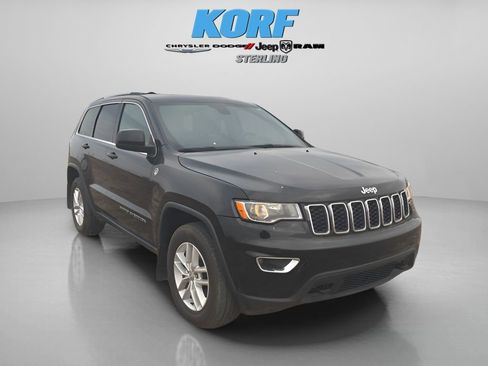 Used 2018 Jeep Grand Cherokee Laredo image 4